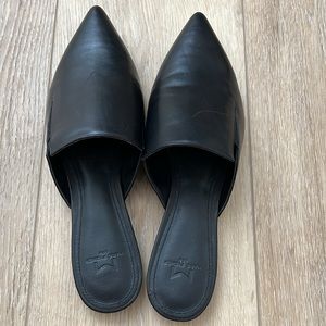 NWOT Marc Fisher ltd pointy leather slip on size 6.5